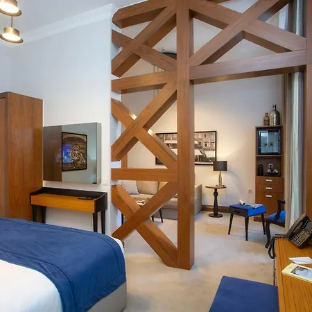 Готель Casual Belle Epoque